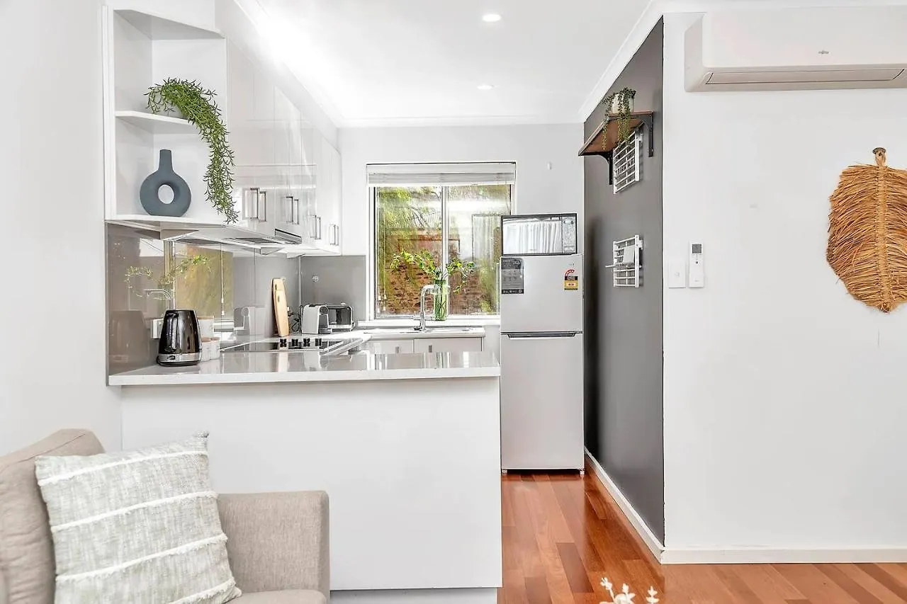 City Life Meets Urban Style At Kent Town Gem Adelaide 0*,
